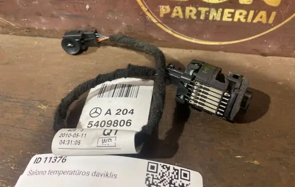 Mercedes-Benz C W204 Interior temperature sensor A2045409806