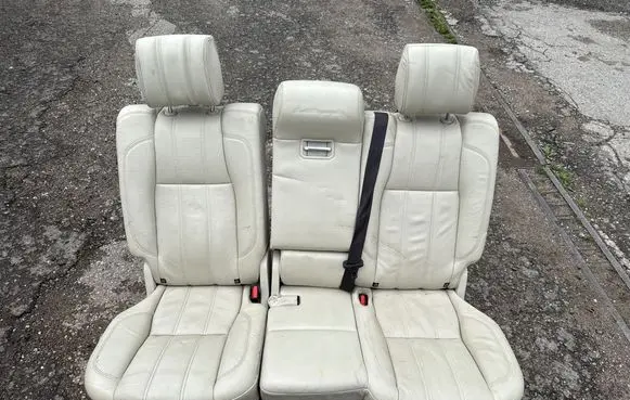 Land Rover Range Rover L405 Rear seat 