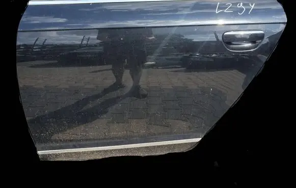 Audi A6 S6 C6 4F Rear door