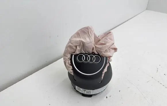 Audi Q2 - Steering wheel airbag 81A880201P