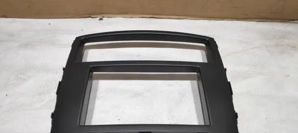 Mitsubishi Pajero Panel trim