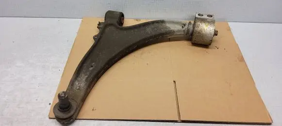 Opel Insignia A Front lower control arm/wishbone V523301 0131221