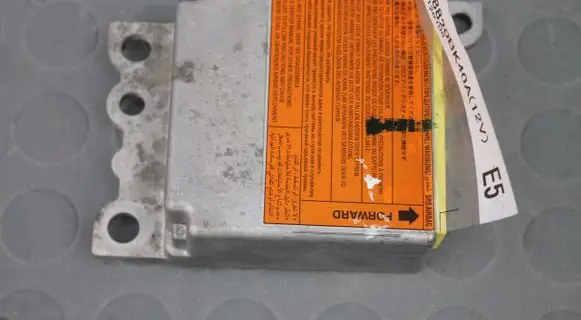 Nissan Qashqai Airbag control unit/module 98820BK40A