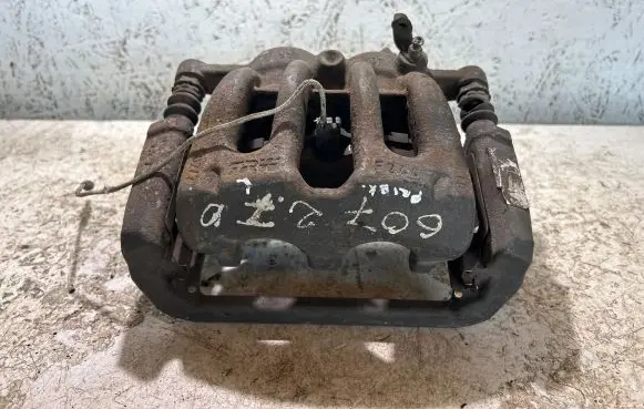 Peugeot 607 Front brake caliper