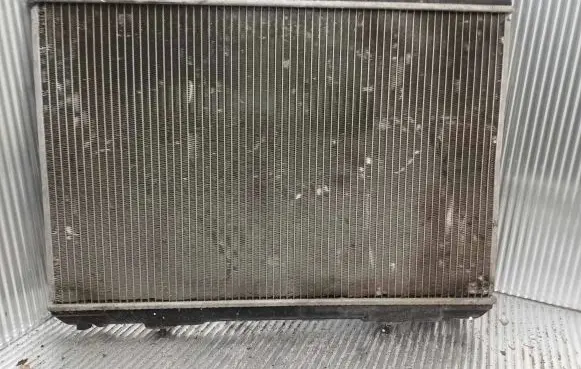 Coolant radiator