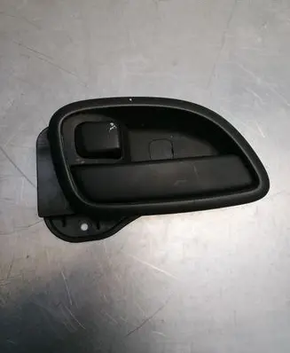 KIA Carens II Rear door interior handle