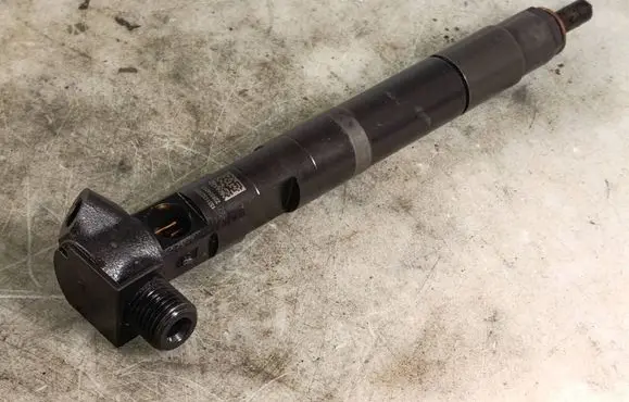 Mercedes-Benz E W212 Fuel injector A6510704987 28342997 1532901530826