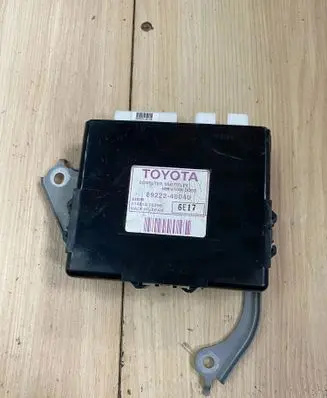 Lexus RX 330 - 350 - 400H Door control unit/module 8922248040