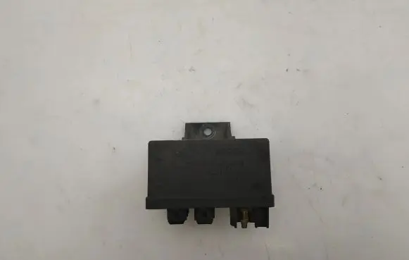 Peugeot 607 Glow plug pre-heat relay 0281003018