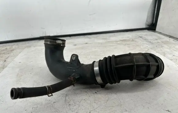 Suzuki Jimny Air intake hose/pipe