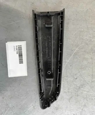 Audi Q2 - Rear door card panel trim 81a867586