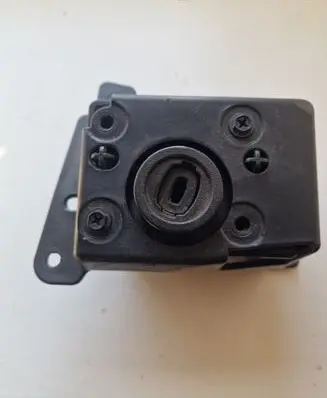Chrysler Town & Country V Ignition lock P05026534AI