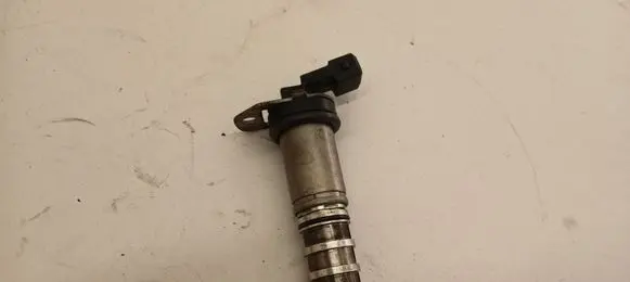 BMW 7 F01 F02 F03 F04 Camshaft vanos timing valve 8605123 13151880
