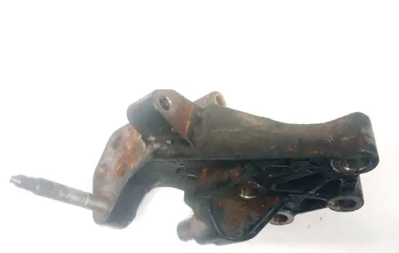 Toyota Auris 150 Engine mounting bracket 123150r020 12315-0r020