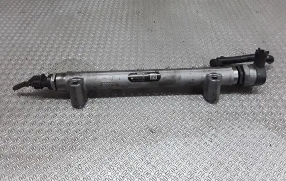 KIA Carens II Fuel main line pipe 3140027410 0445214140