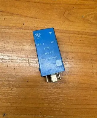 BMW 5 E39 Other relay 1383417 6135