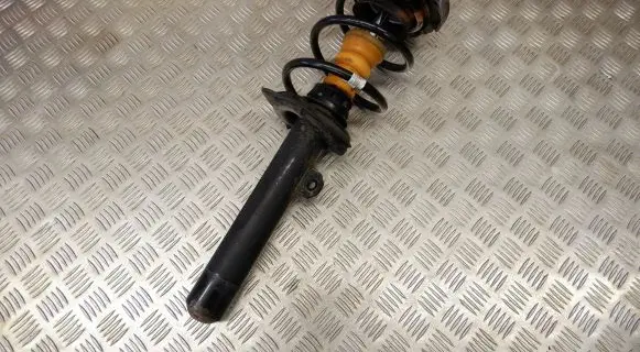 BMW X1 F48 F49 Front shock absorber/damper 6861691