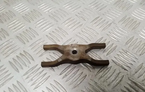 Ford Transit Fuel Injector clamp holder 6C1Q9L535AC