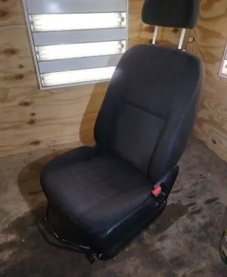 Mercedes-Benz Sprinter W906 Front passenger seat A9068600369 921800555975 A9069105503