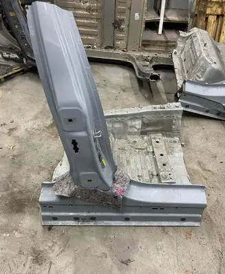 BMW 5 G60 G61 Pillar (middle) 