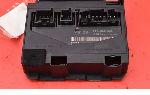 Volkswagen PASSAT B6 Comfort/convenience module 3AA959433