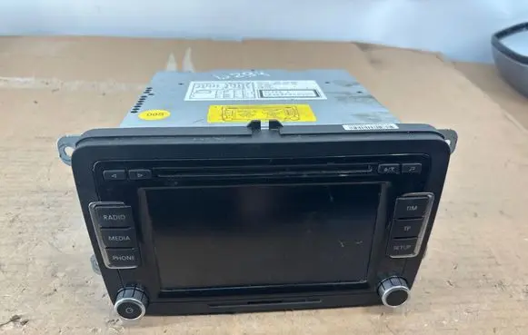 Volkswagen PASSAT B6 Radio/CD/DVD/GPS head unit 7647239360 3C8035195 VWZ1Z3H3256462