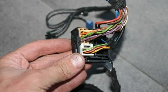 Mercedes-Benz E W212 Sound system wiring loom A2129069900 0015451530