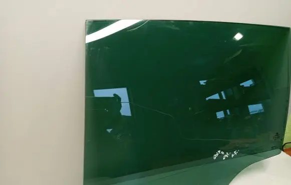 Volkswagen Golf VII Rear door window glass 5G6845025A 43A001108