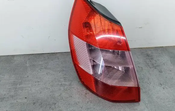 Rear/tail lights