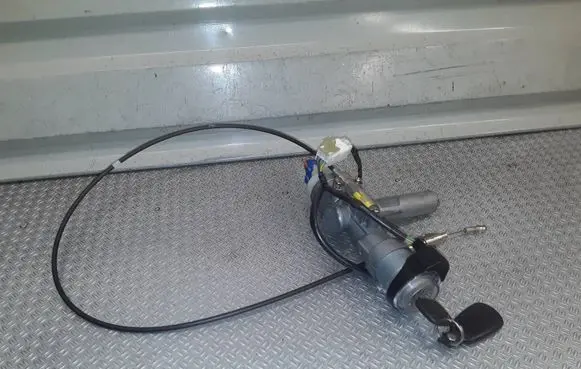 Hyundai Santa Fe Ignition lock 