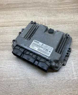 Citroen Berlingo Engine control unit/module ECU 9663944680 0281012620