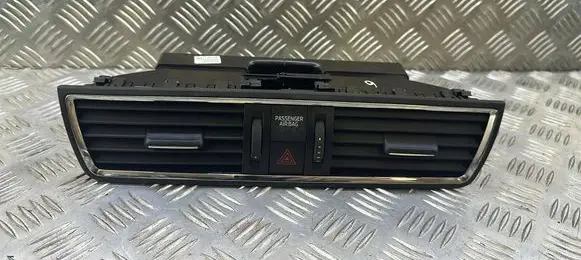 Skoda Rapid (NH) Dash center air vent grill 5JA820951B 0858100001