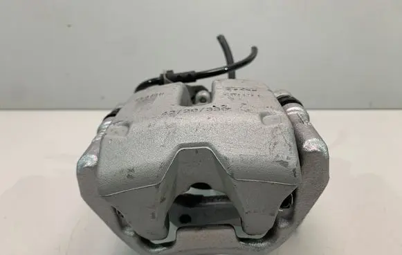 BMW X4 G02 Rear brake caliper 6887386