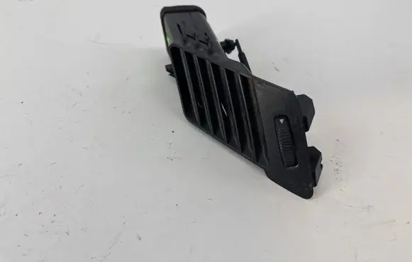 Mercedes-Benz Sprinter W906 Dashboard side air vent grill/cover trim A9068300354