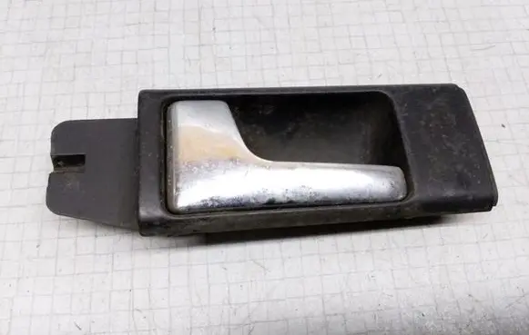 Audi A6 S6 C4 4A Front door interior handle 4A0837019
