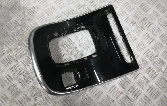 Renault Espace - Grand espace V Gear shifter surround trim plastic 969331278R 50156 1605620X