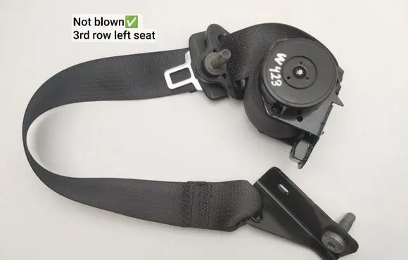 Jeep Grand Wagoneer Rear seatbelt 631019800A