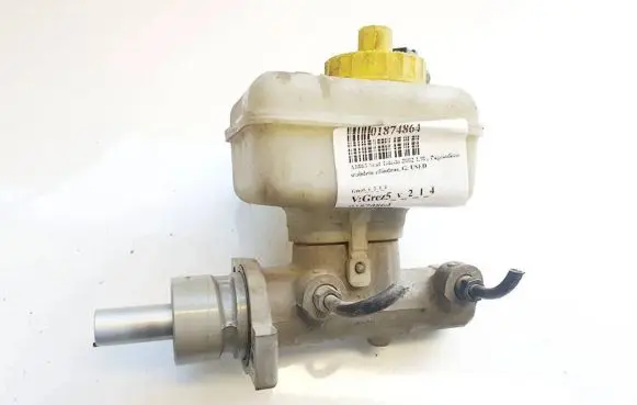 Master brake cylinder