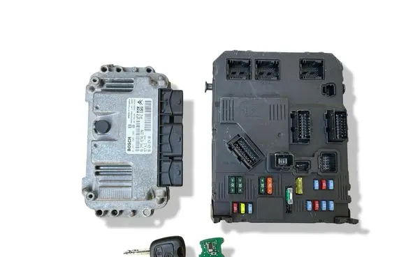Citroen Xsara Picasso Engine ECU kit and lock set 0261208908 9662467480