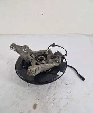 Opel Zafira C Front wheel hub 13583479