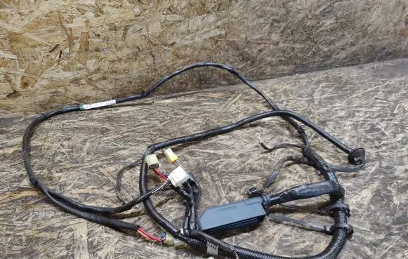 Nissan 240ZX, 280ZX, 300ZX ABS module connector plug 2401730P00
