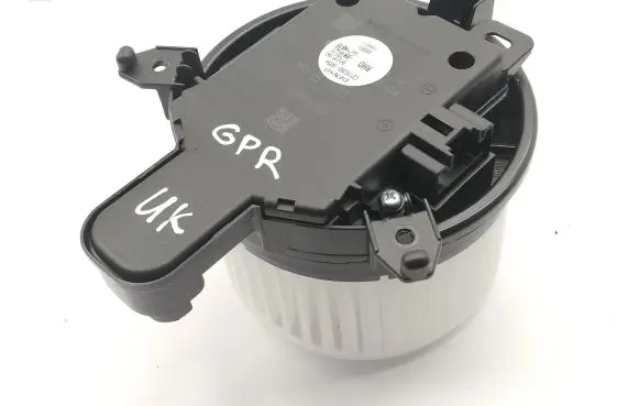 Toyota Yaris Cross Heater fan/blower CZ1163606054