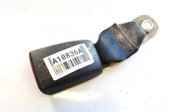Rear seatbelt buckle