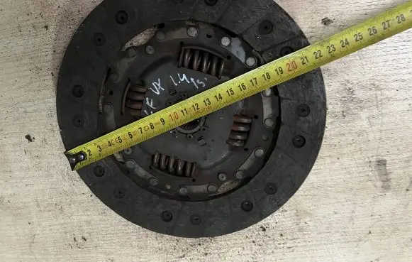 Volkswagen Golf Plus Clutch pressure plate 03C141031D