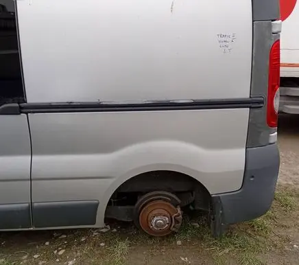 Renault Trafic II (X83) Side car body part 
