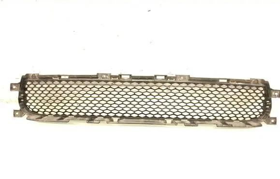 Dodge Durango III Front bumper lower grill
