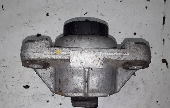 Land Rover Range Rover L405 Engine mount bracket EPLA6A003BC