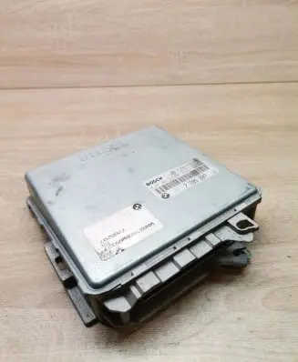 BMW 5 E39 Engine control unit/module ECU 7785207 0281001373