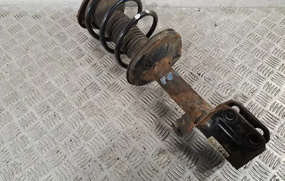 Toyota Avensis T250 Front shock absorber with coil spring 4852009D70 4813105820