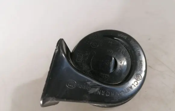 Mercedes-Benz E W211 Horn signal CH2143 703881157